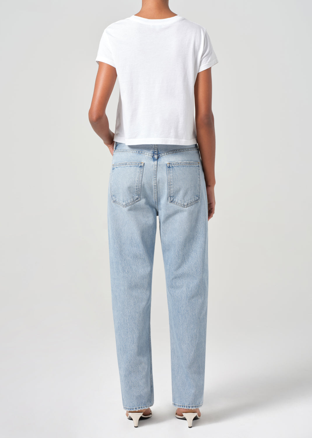 90S Jean Mid Rise Loose Fit in Force back