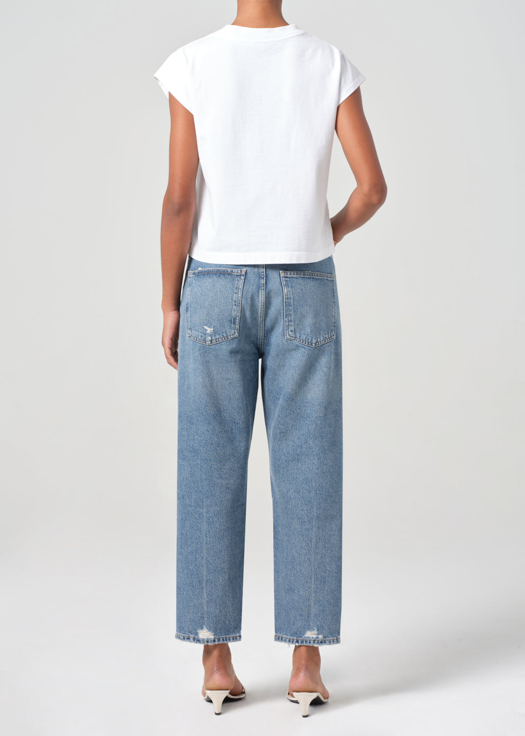 90'S Crop Mid Rise Straight in Hooked back