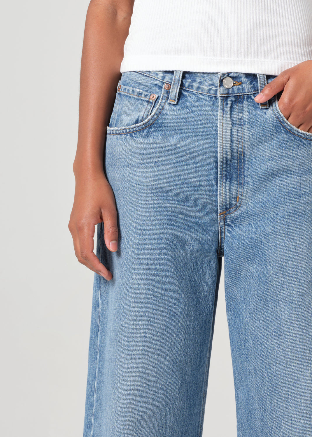 Low Curve Jean in Fairway close up