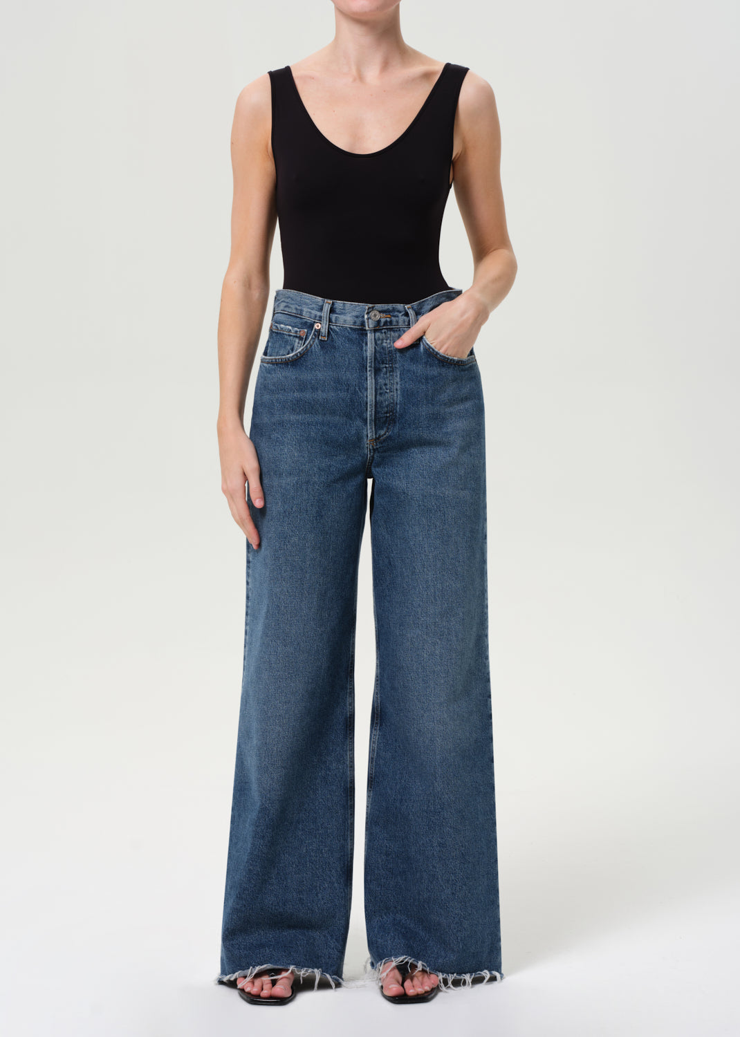 Dame High Rise Wide Leg No Cuff in Control front