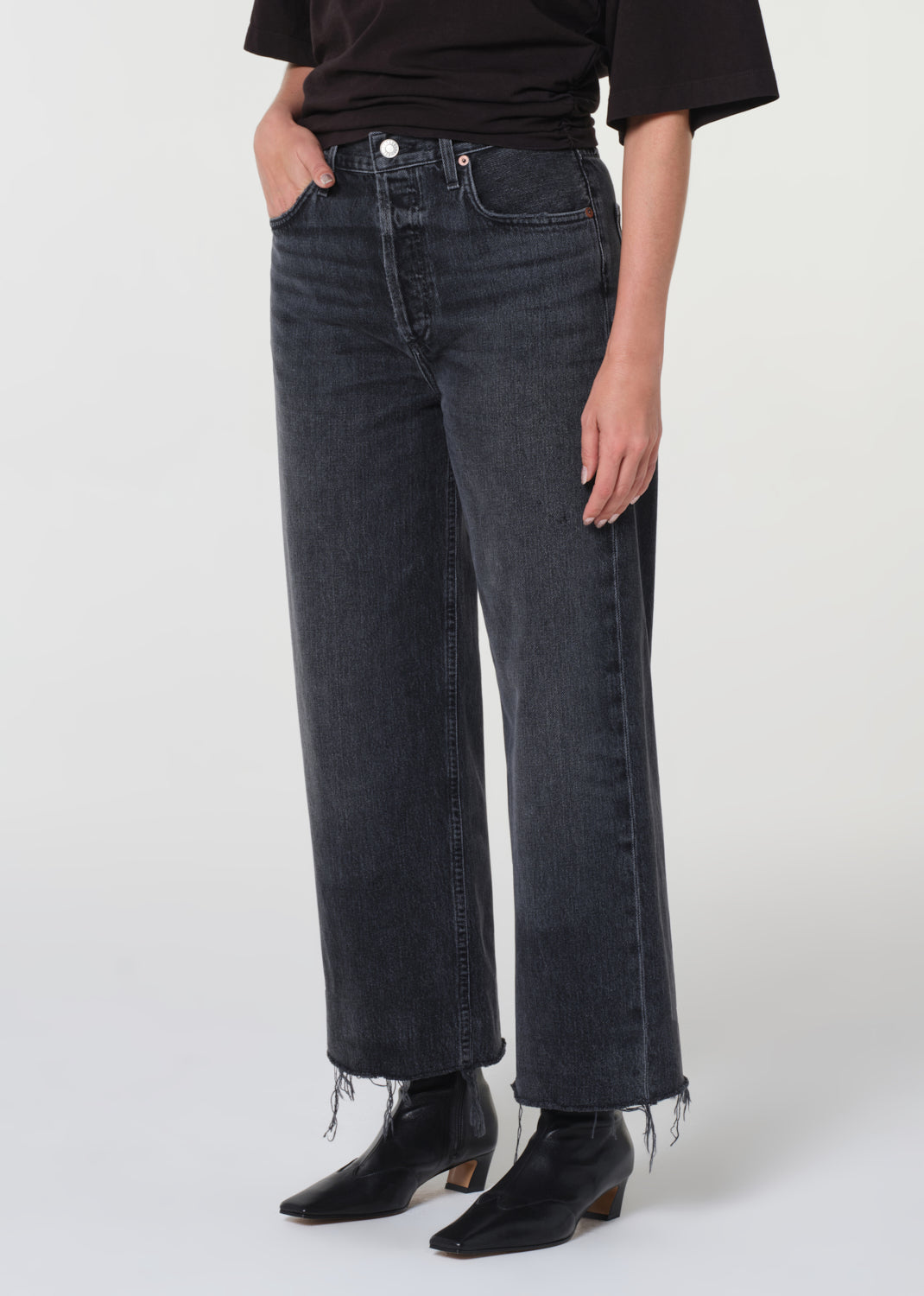 Ren Jean Petite in Arcane Slight Side