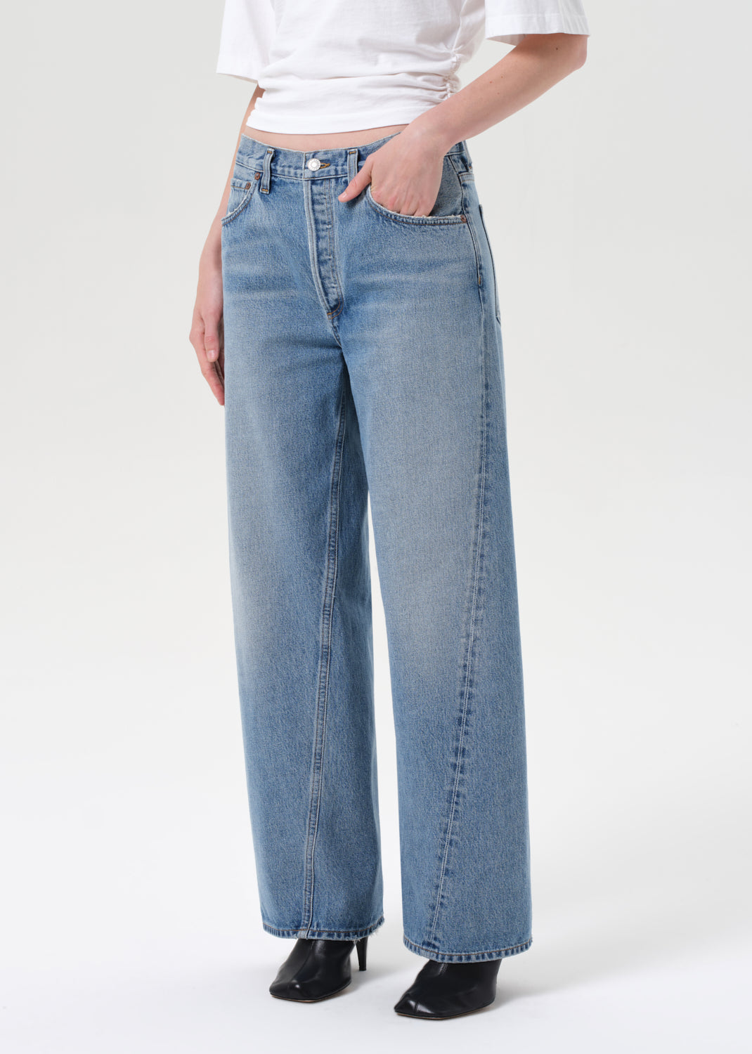 Twist Low Slung Baggy Jean in Stage Front