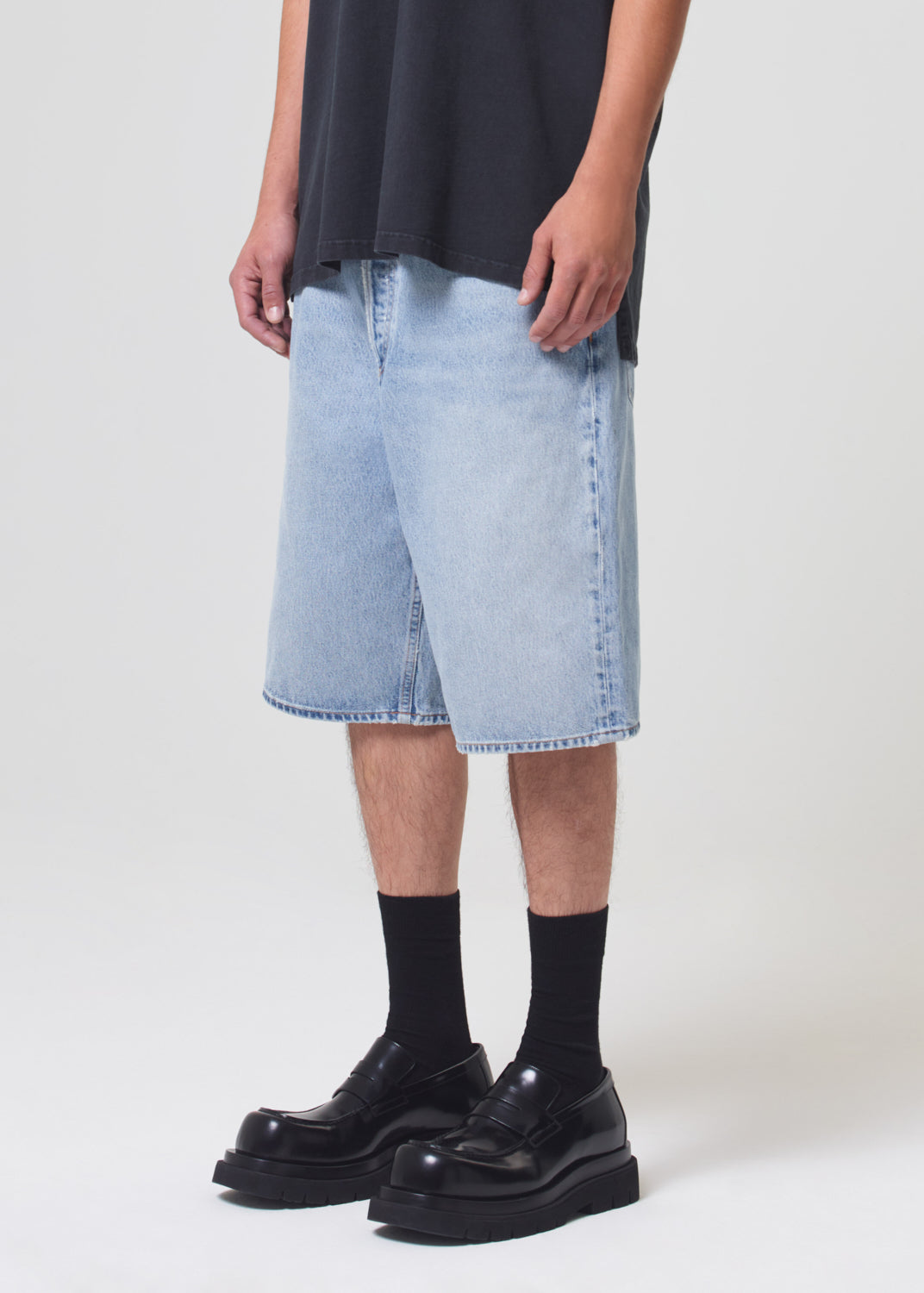 skate short force close up