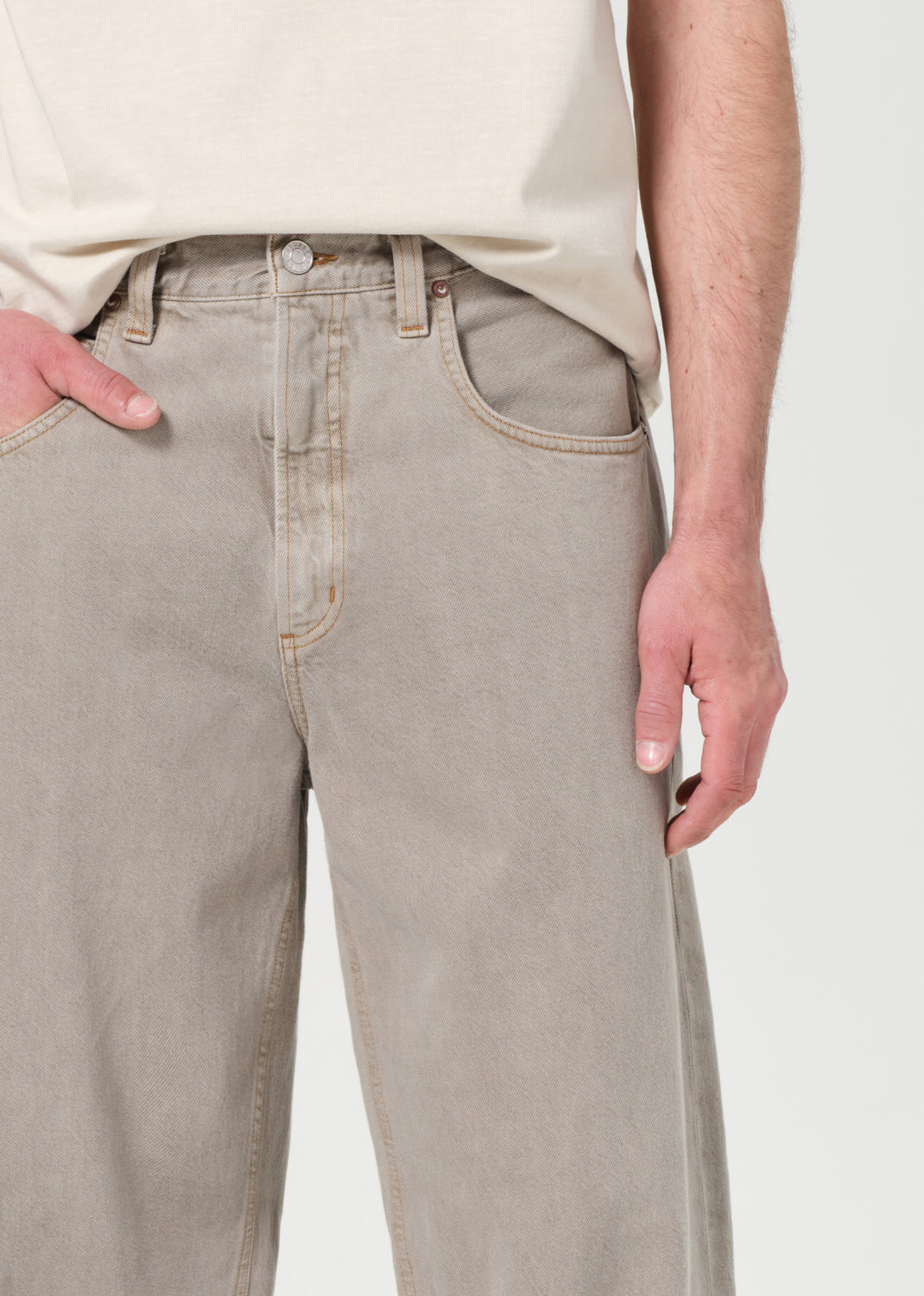 Fusion Jean in Wicker Extra Close Up