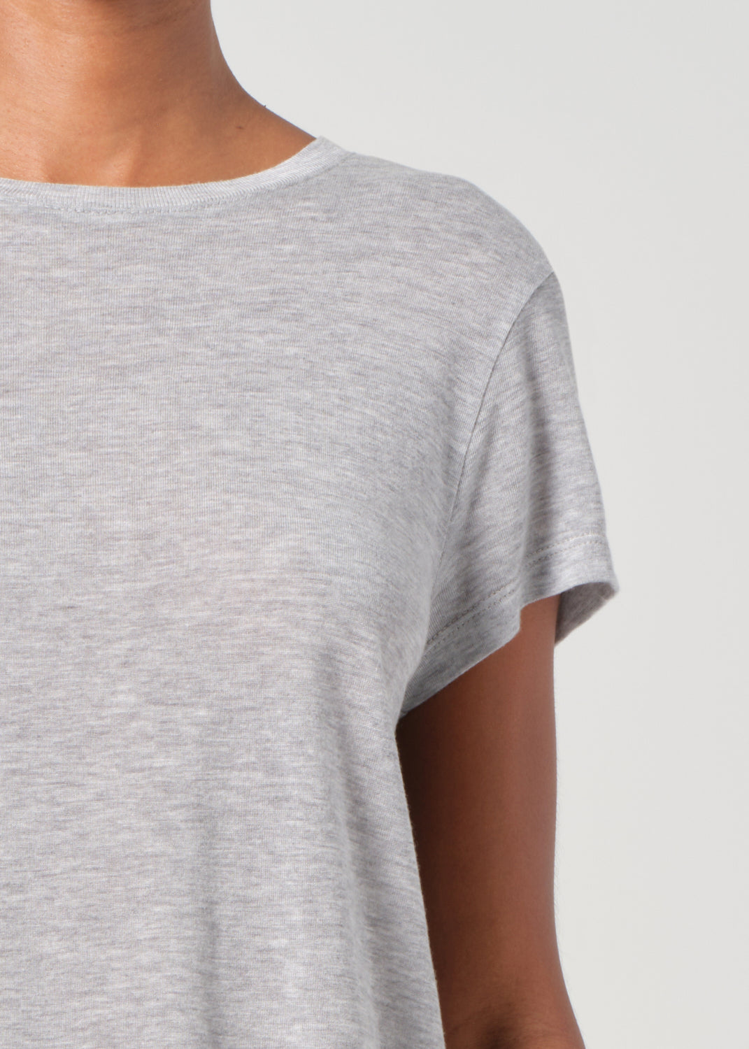 Adine Shrunken Tee in Grey Heather close up