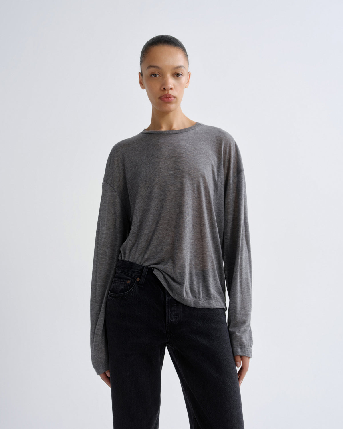 Sasha Long Sleeve Boyfriend Tee in Grey Heather – AGOLDE