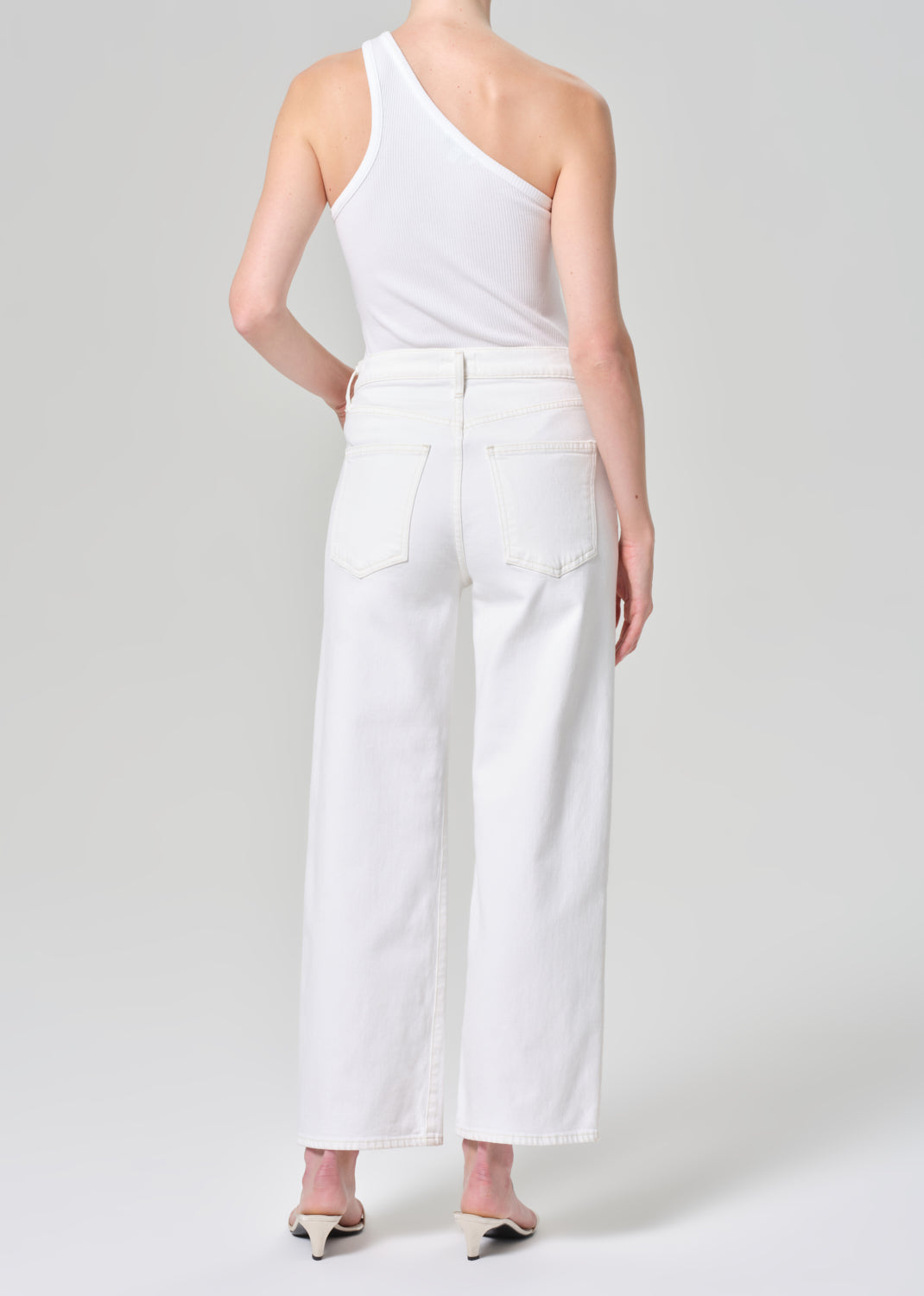 Harper Straight Jean (Stretch) in White Wash back