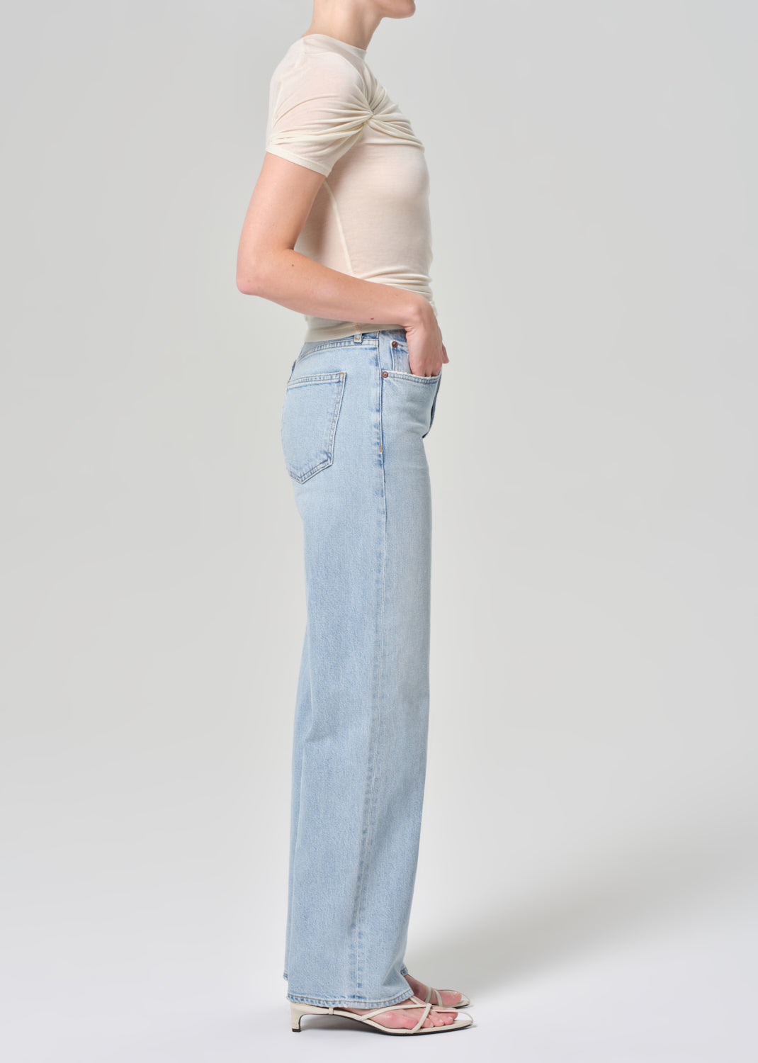 Harper Straight Jean (Stretch) in Beam side