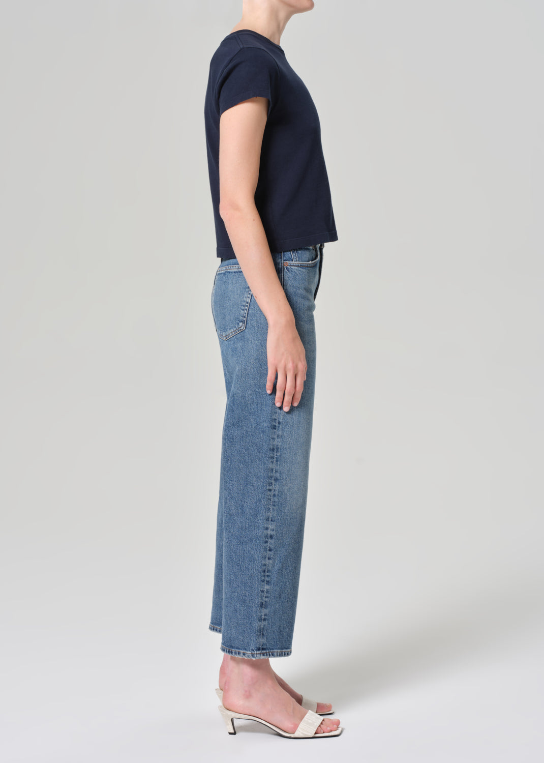 Harper Crop Jean in Moor side