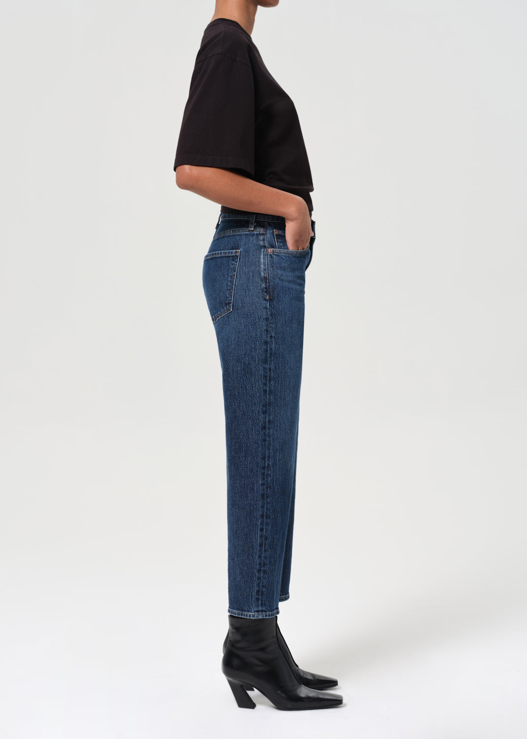 Harper Crop Jean in Echo Side