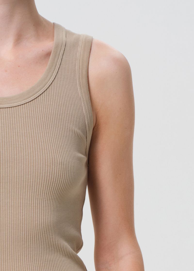 Poppy Scoop Neck Tank in Gum close up