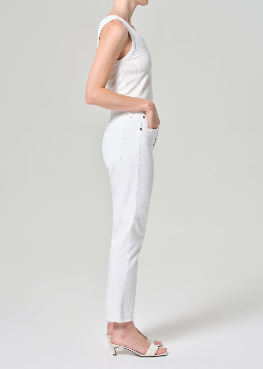 Riley High Rise Straight Crop (Stretch) in Sour Cream