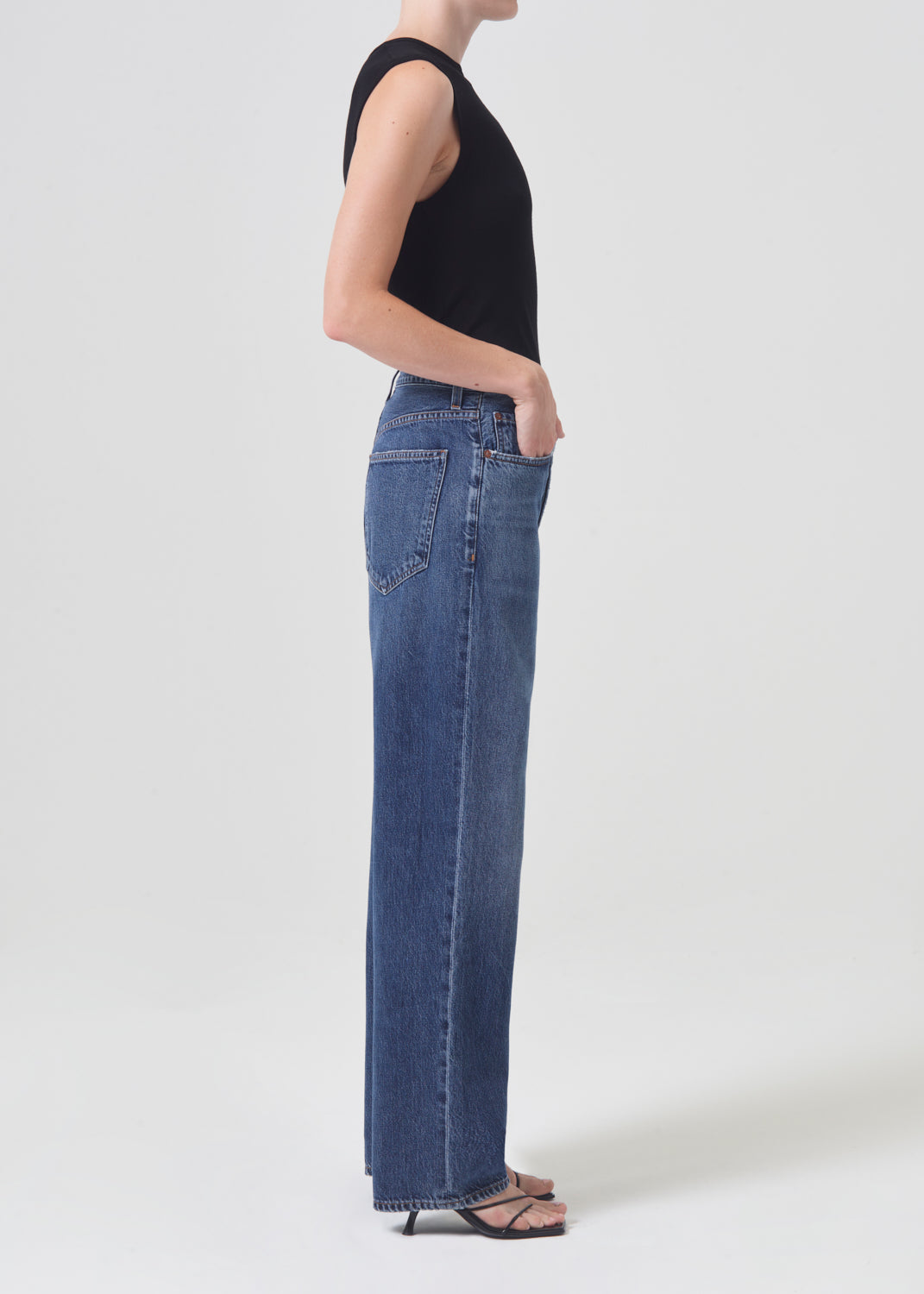 Criss Cross Upsized Jean in Control