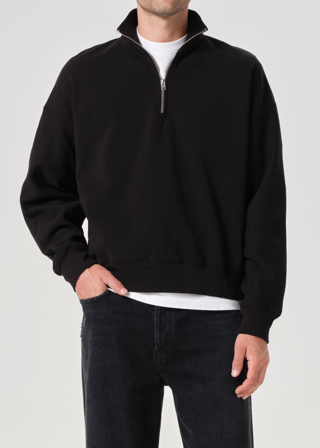 Idris Quarter Zip in Black