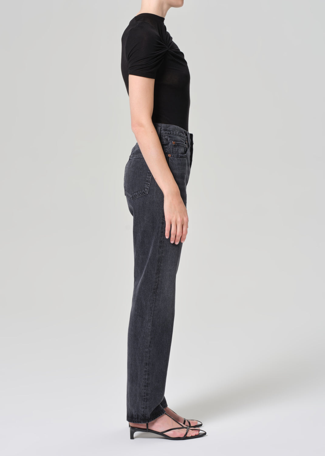 90's Pinch Waist High Rise Straight in Hitch