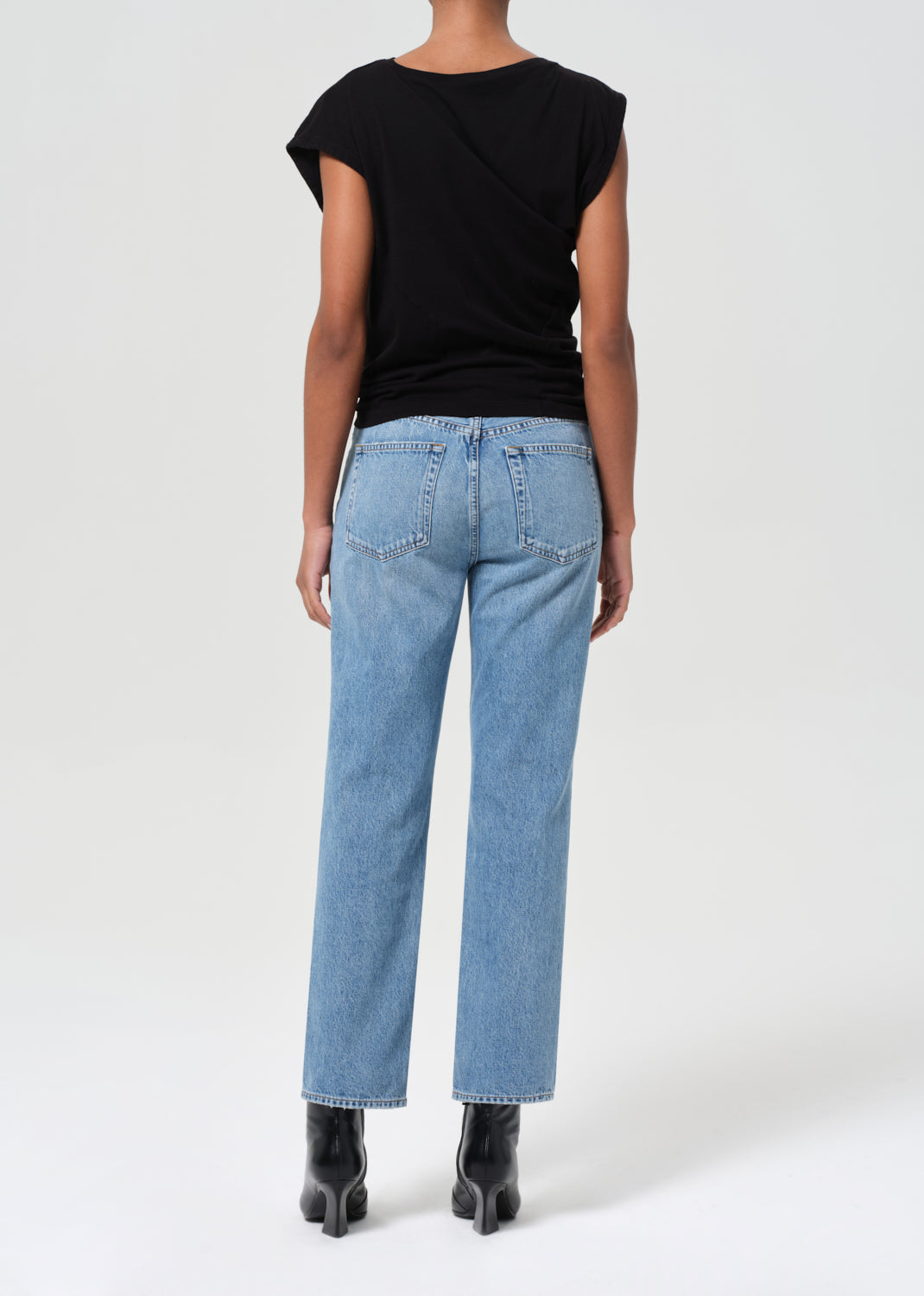 Valen Jean in Device – AGOLDE