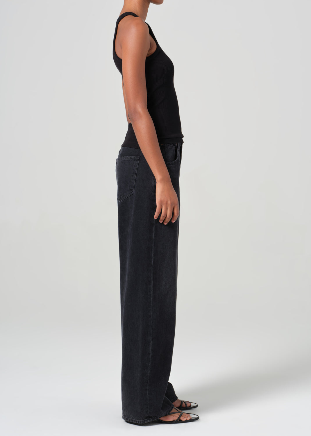 Low Curve Jean in Black Tar side
