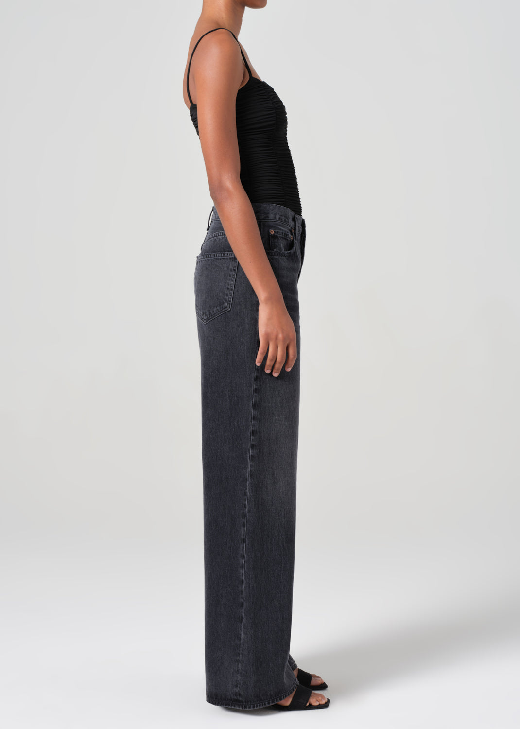 Dame High Rise Wide Leg No Cuff in Hitch side
