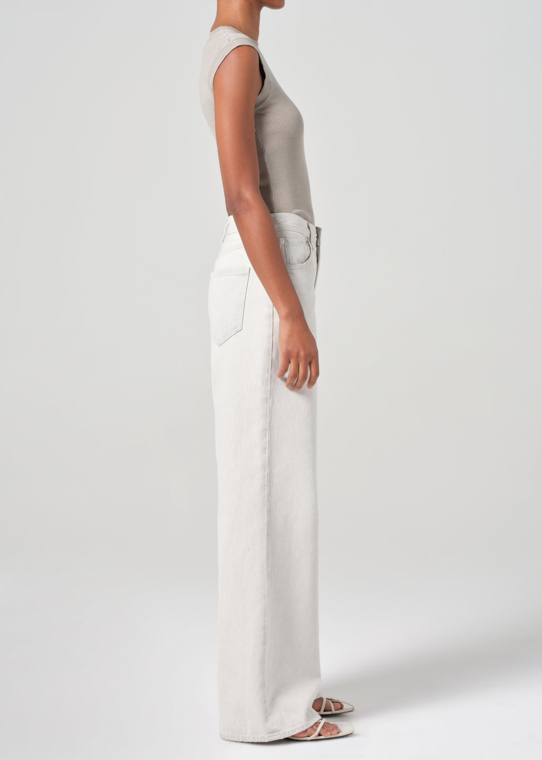 Dame High Rise Wide Leg No Cuff in Colina side