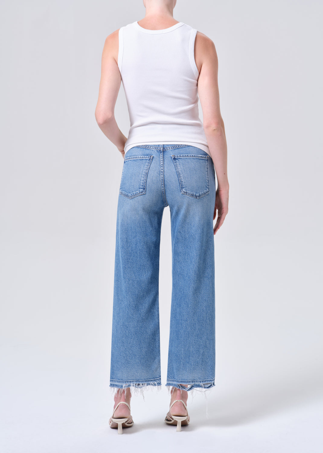 Ren Jean (Stretch) in Measure