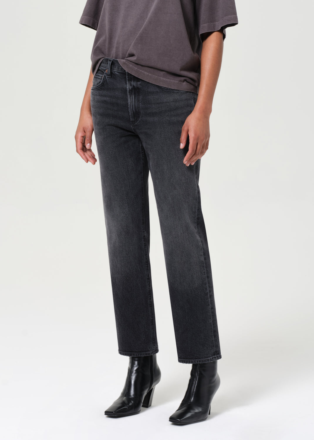 Valen Jean (Stretch) in Radius – AGOLDE