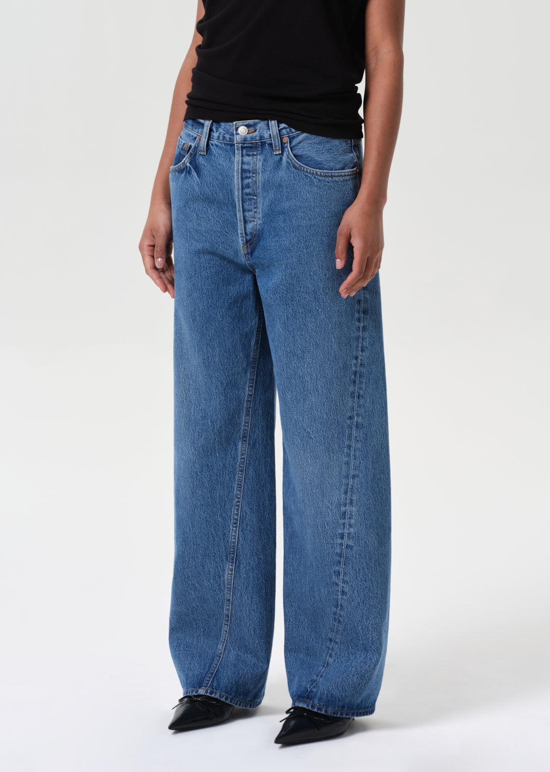 Twist Low Slung Baggy in Myth Close Up