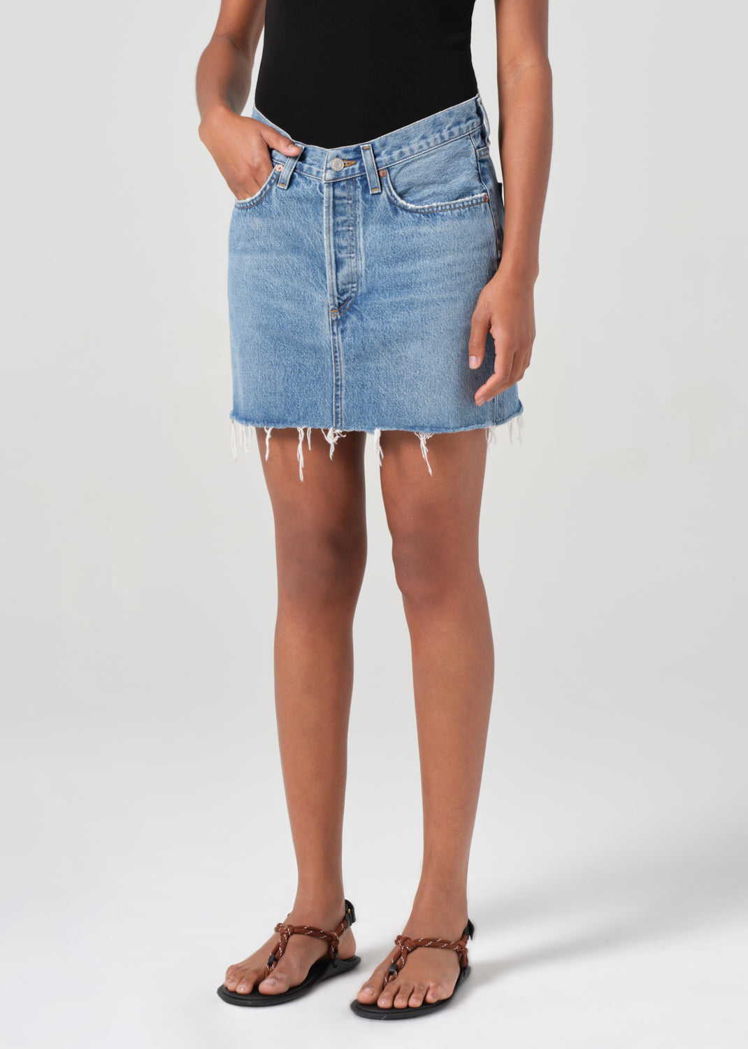 V-Waist Mini Skirt in Fairway