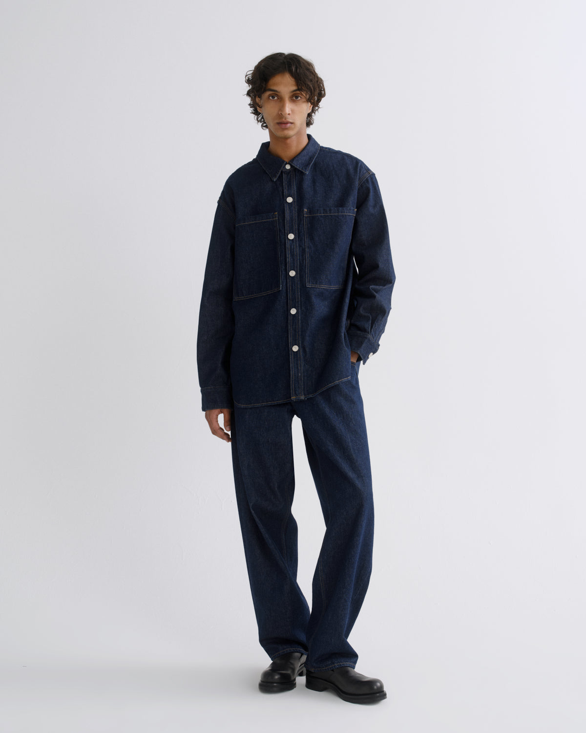 deres Étoile shirt ダークネイビー Atticus Shirt in Rinse – AGOLDE