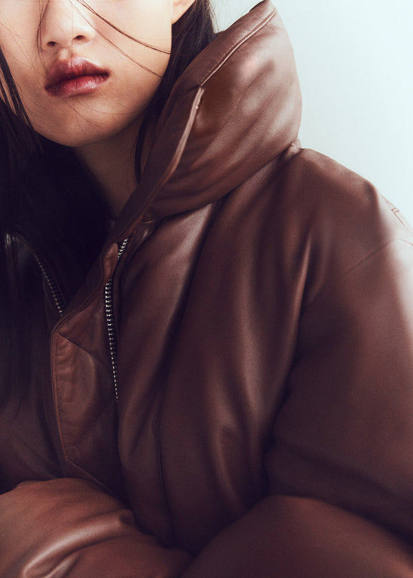 Shoreditch Ski Club x AGOLDE Edie Leather Puffer in Cola