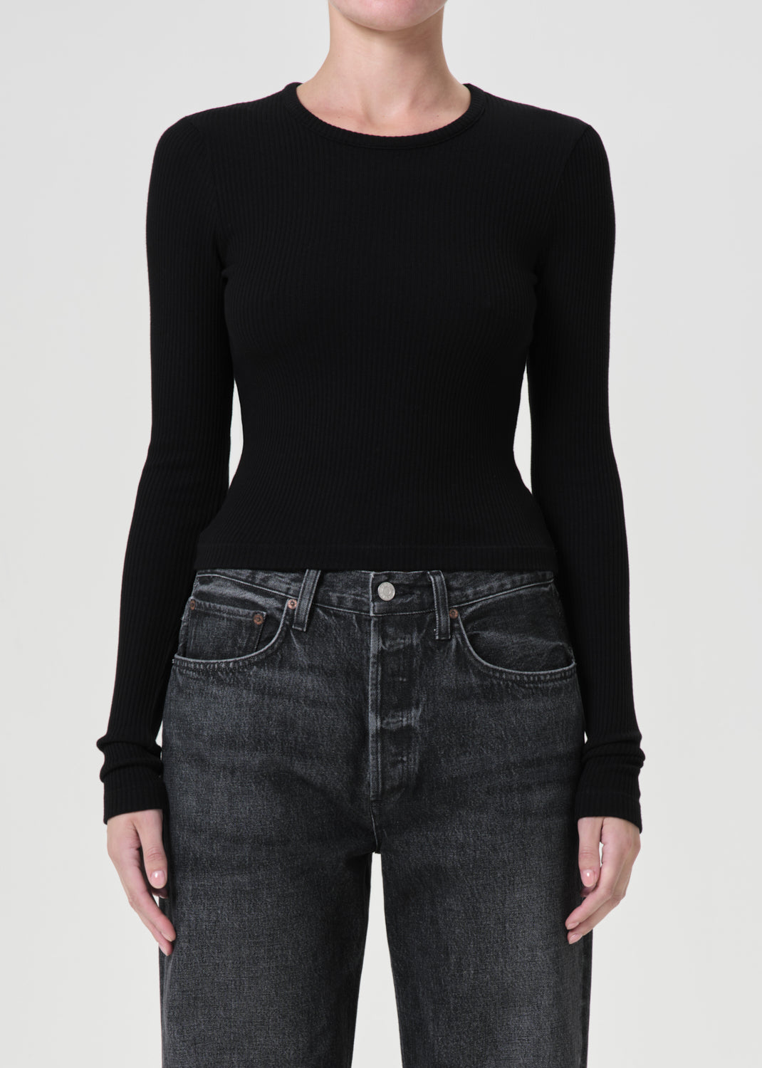 Alma Shrunken Crewneck in Black front