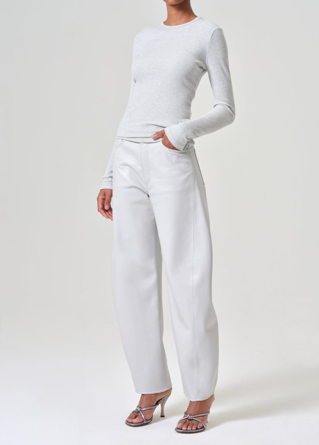 Delphi Slim Tee in Brushed Grey Heather