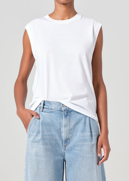 Raya Muscle Tee in White – AGOLDE