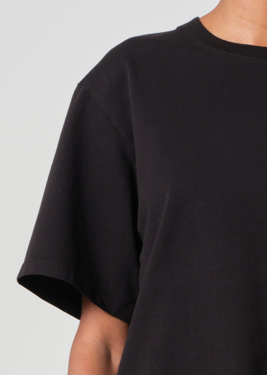 Sulma Tee in Black