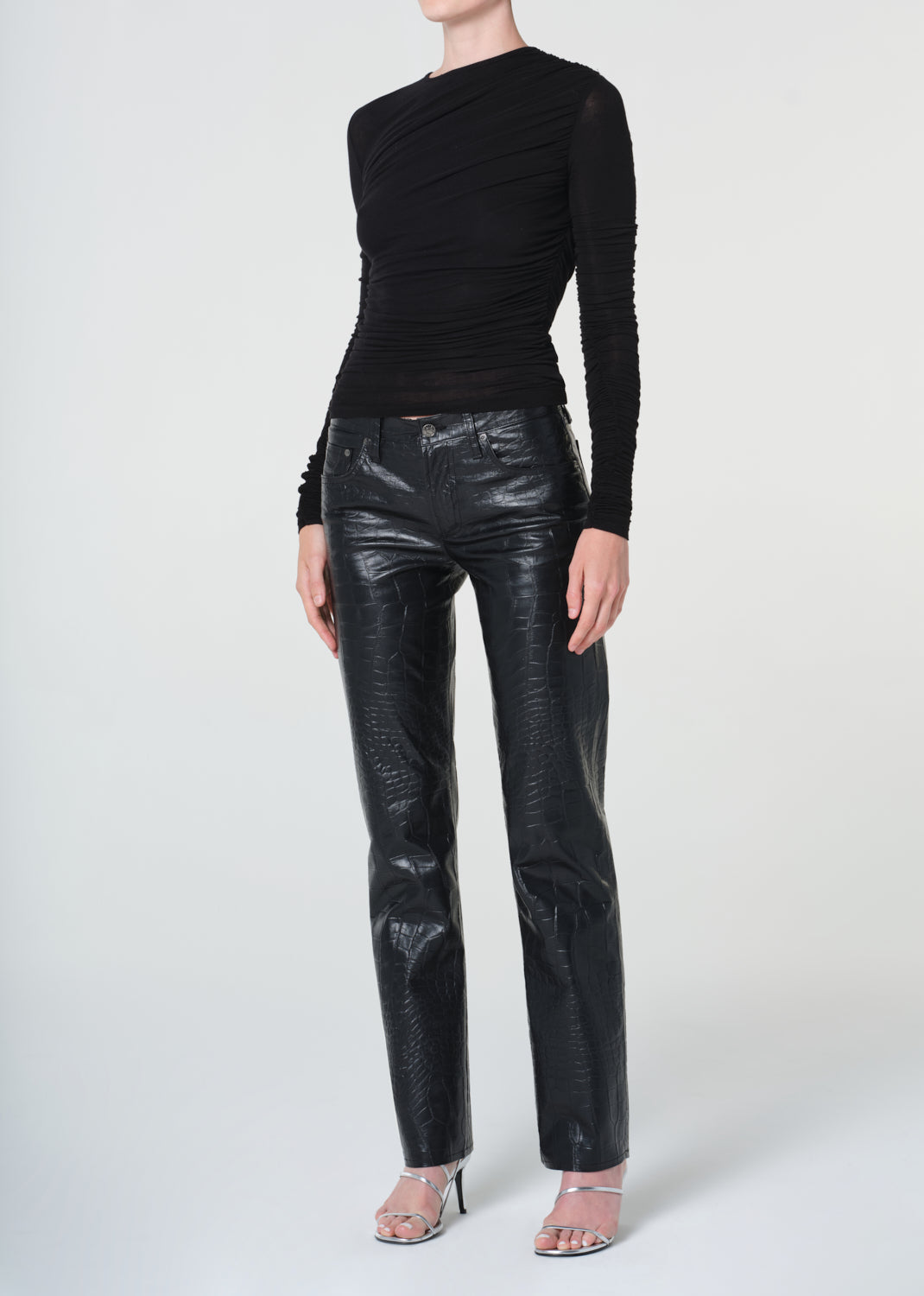 Tania Twist Tee in Black – AGOLDE