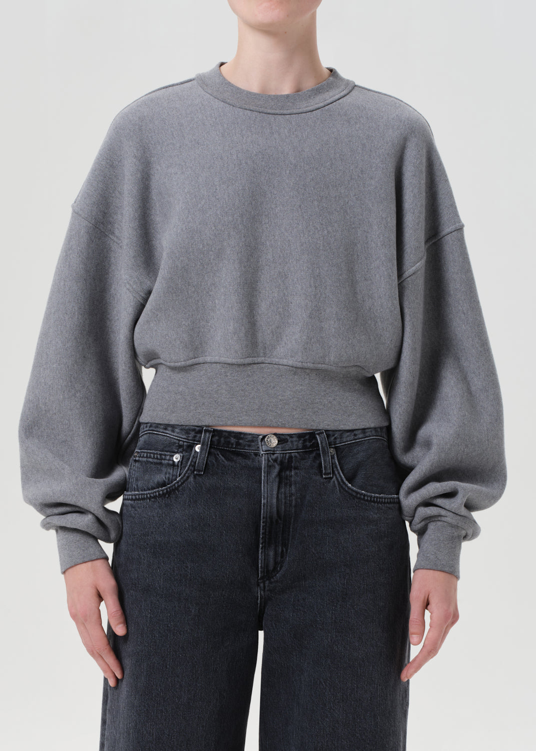 Kit Sweatshirt in Grey Heather Front