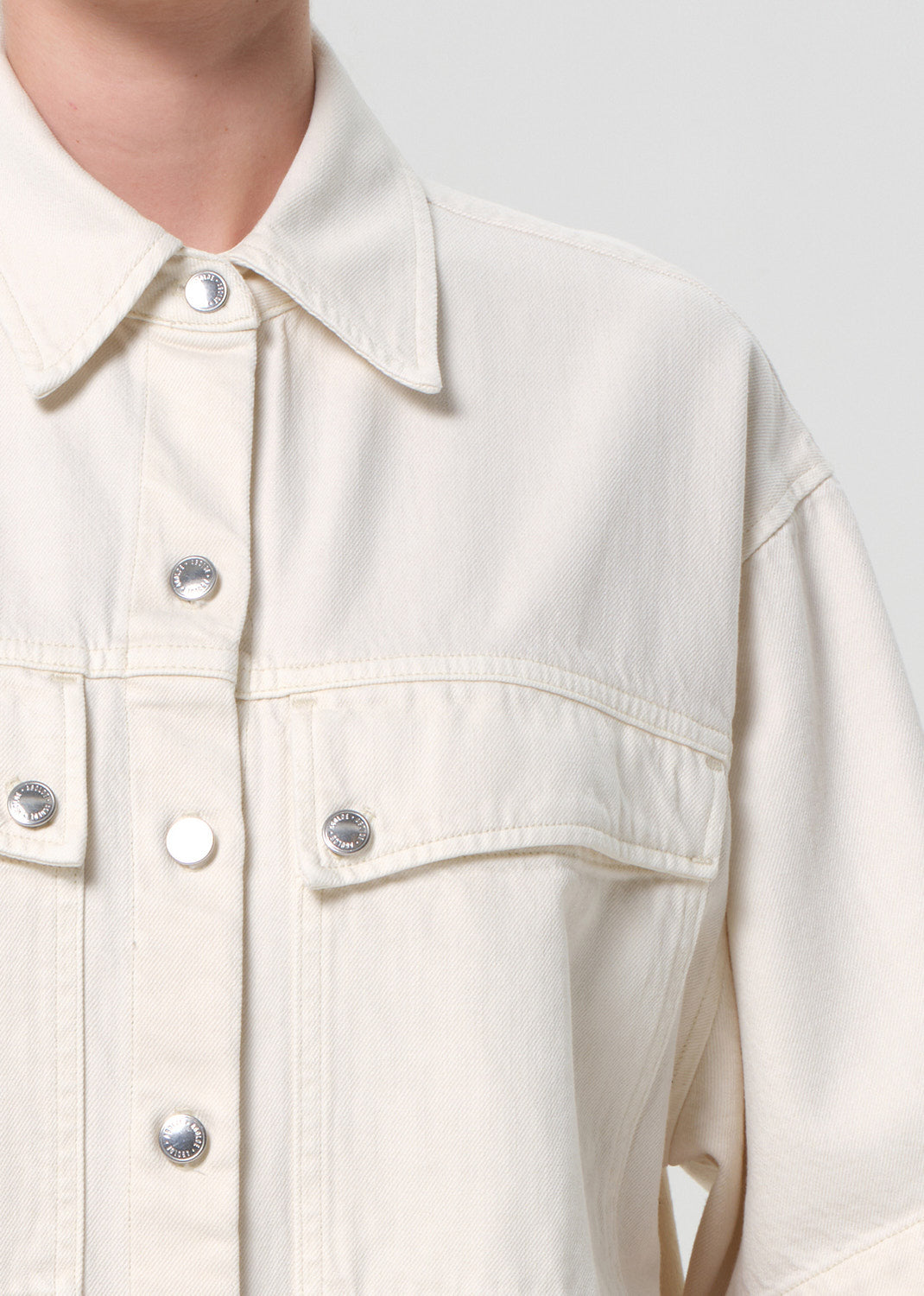 Enora High Low Shirt in Brown Rice close up 