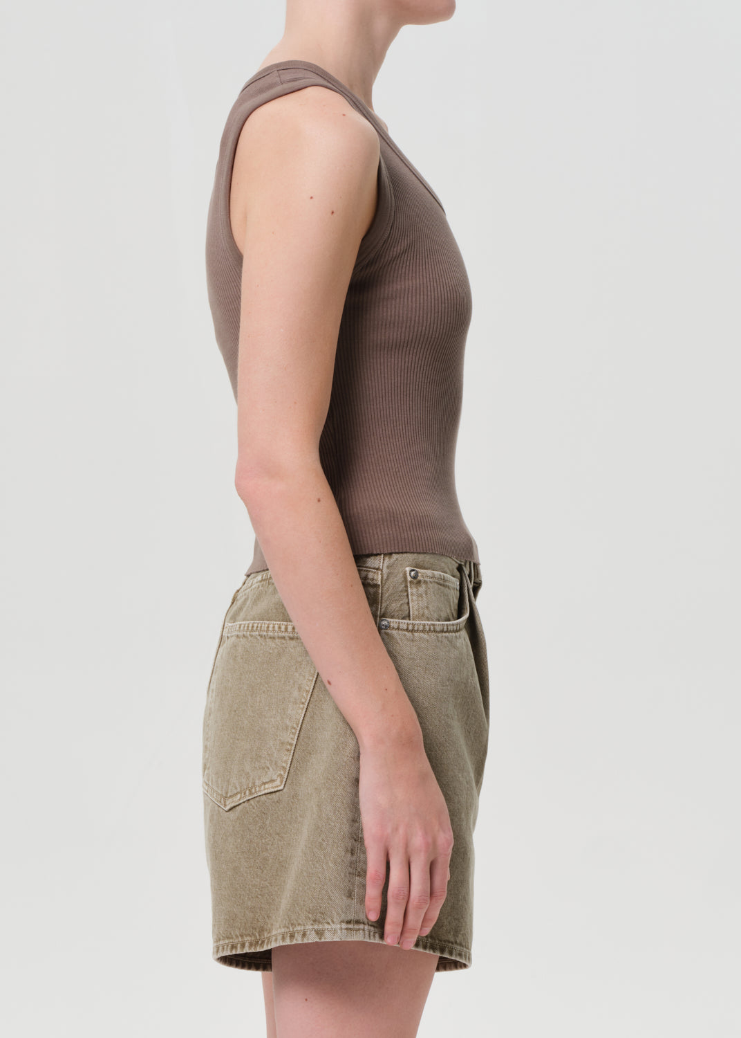 Shrunken Poppy Tank in Grove Side