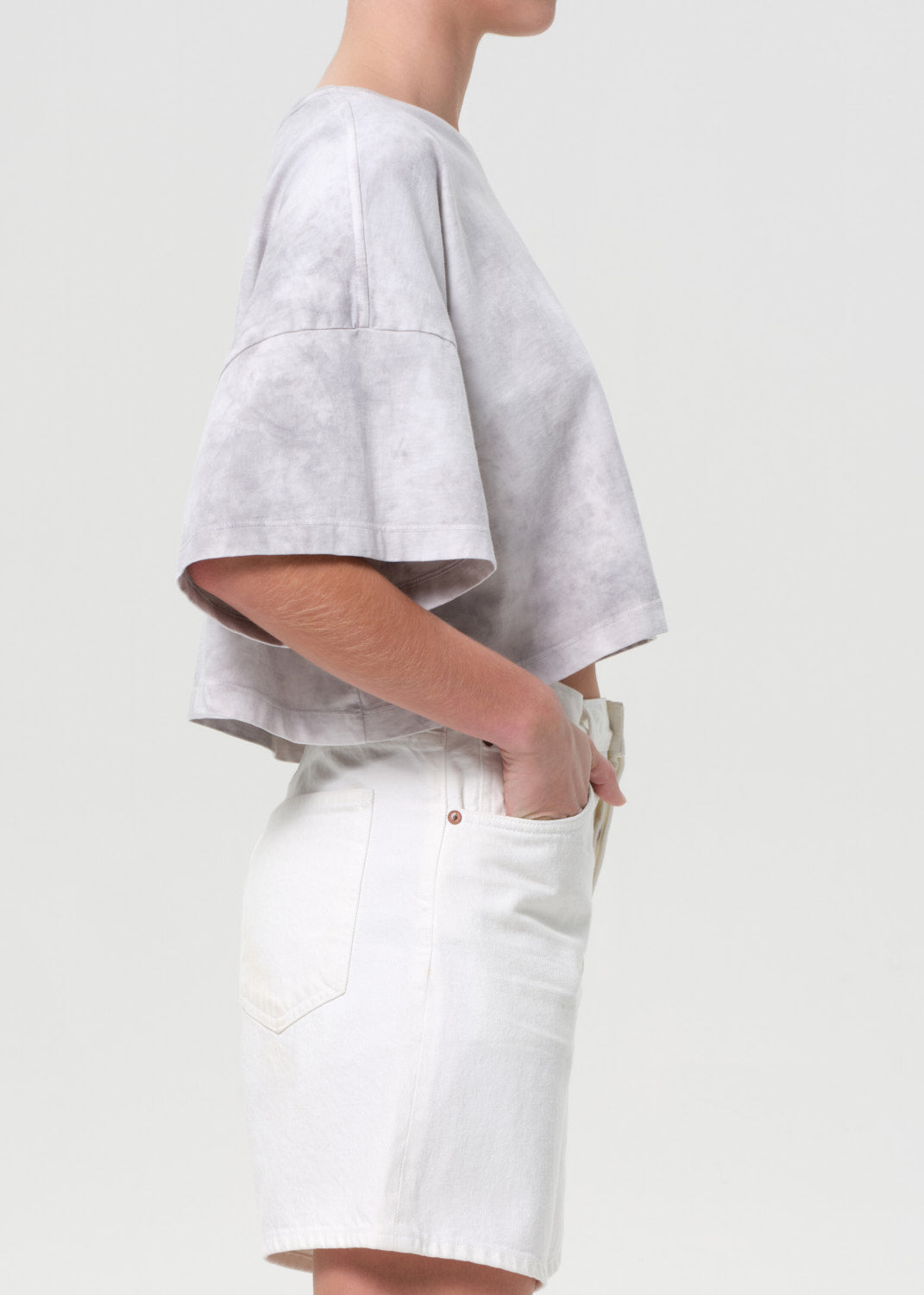 Arli Oversized Cropped Tee in Turbine side
