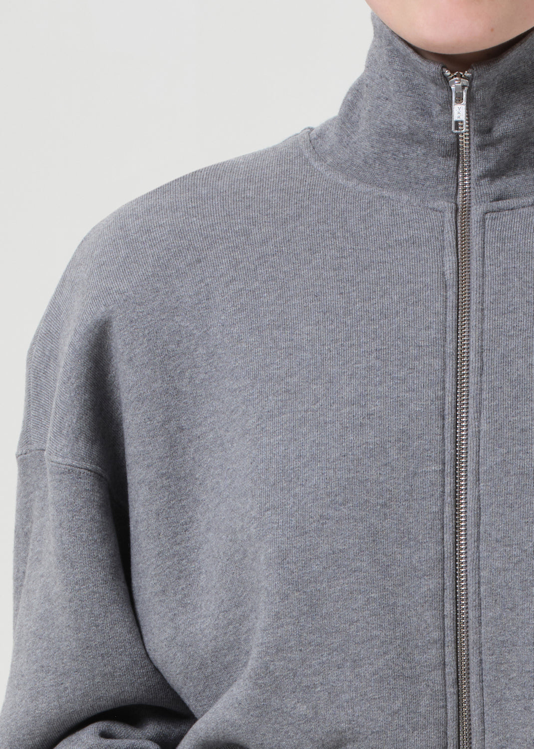 Darby Zip Up in Grey Heather Close Up