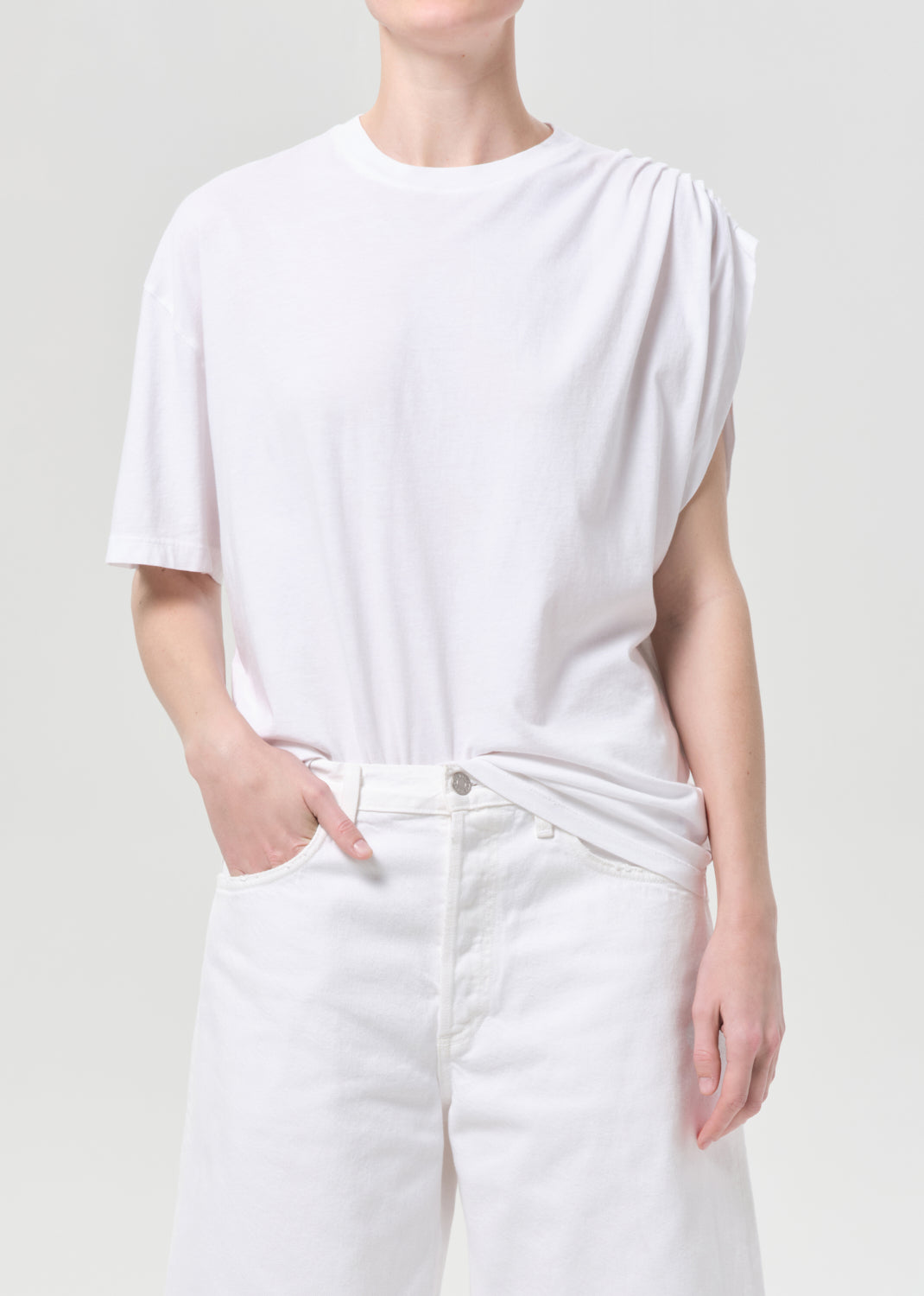 Roma T-Shirt in White from Agolde - $148