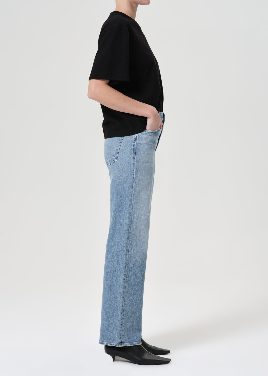 Harper Straight Jean (Stretch) in Flash side