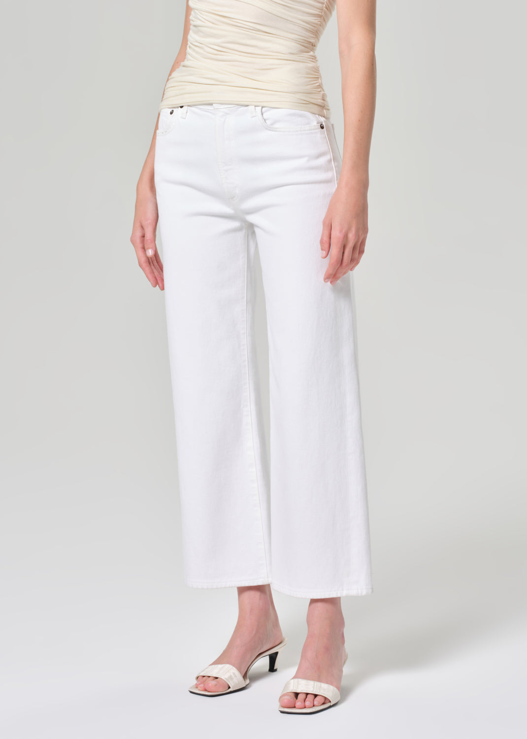 Harper Crop Jean in Sour Cream close up