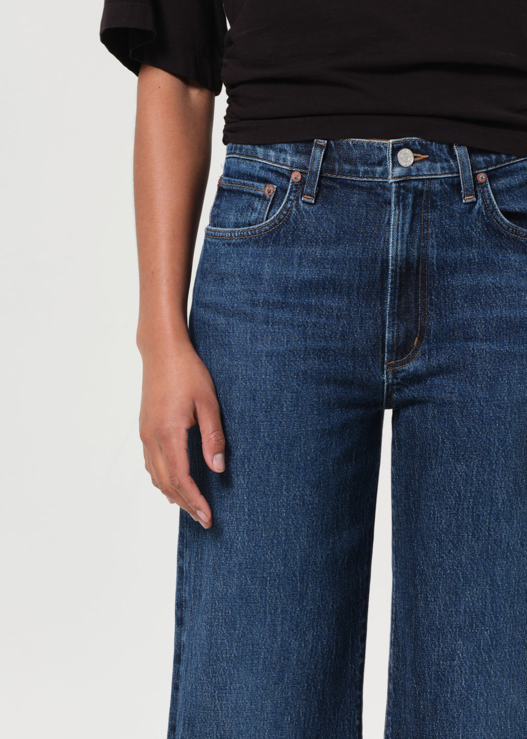 Harper Crop Jean in Echo Close Up
