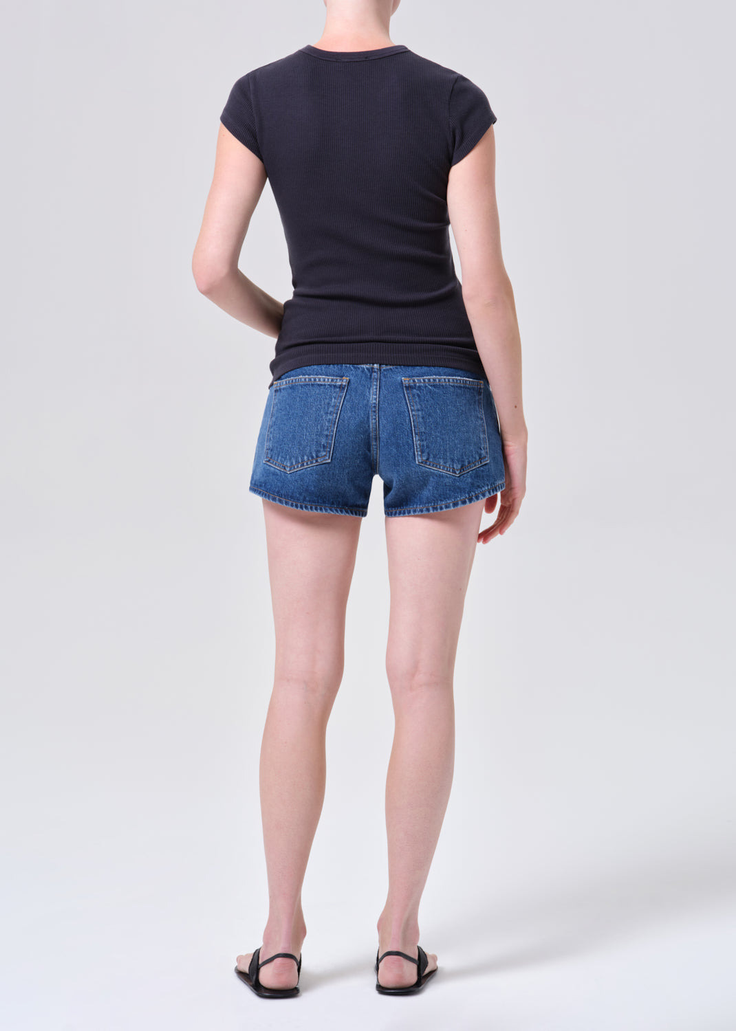 Low Rise Parker Short in Enamour