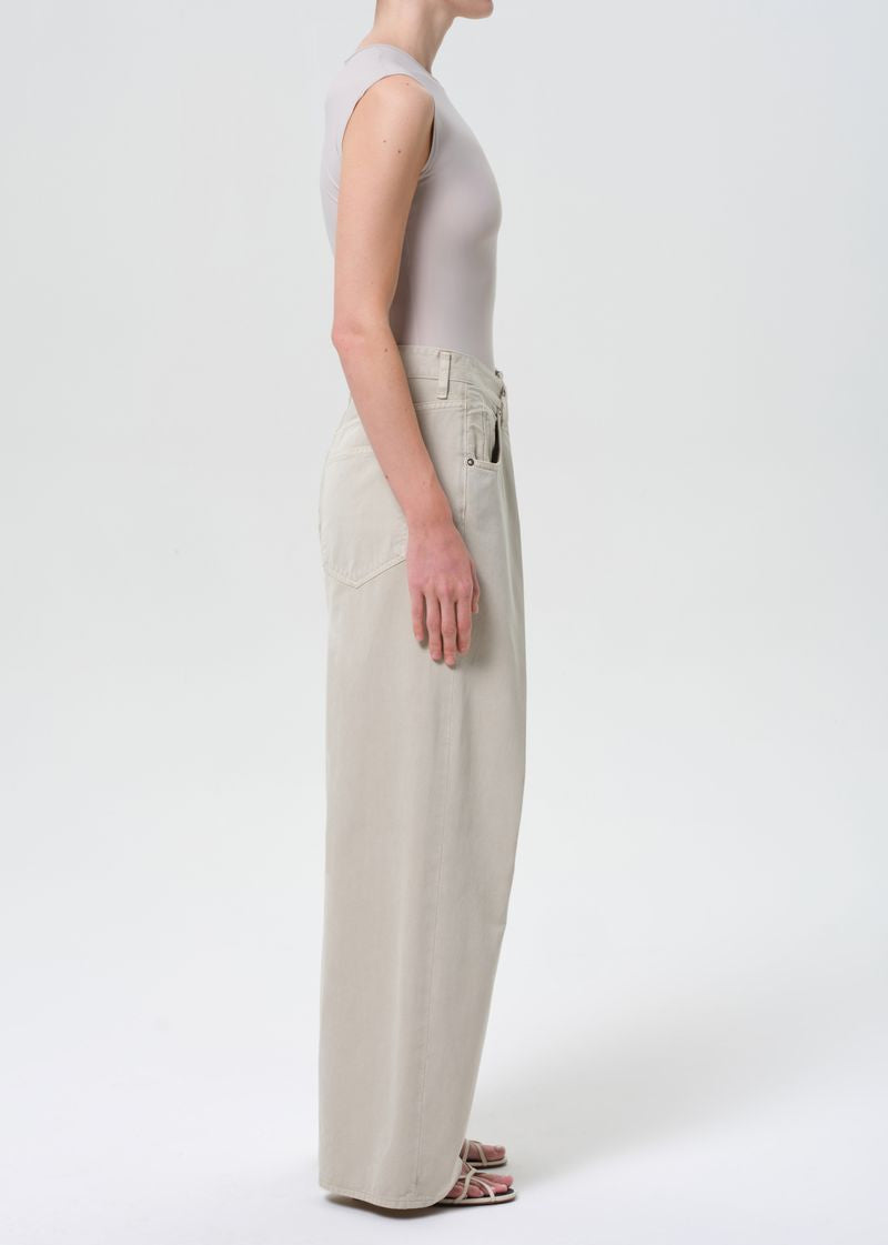 Vana Fold Jean in Comb side