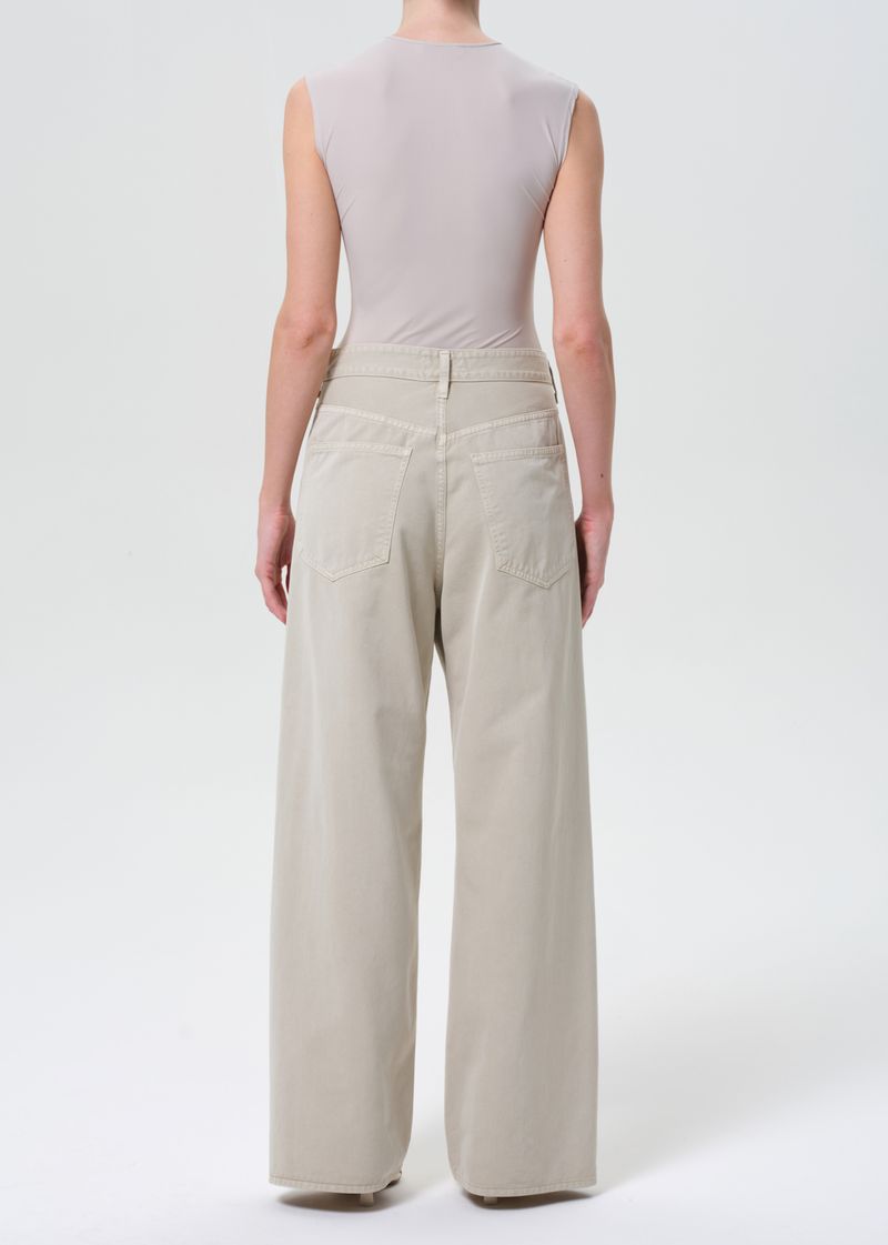 Vana Fold Jean in Comb back