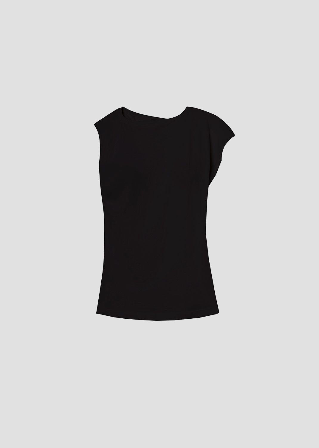 Beth Tee in Black Flat